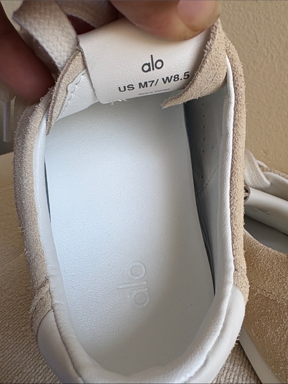 ALO Sunset Sneaker Suede Low-Top size W 8.5 M7 - Picture 5 of 7